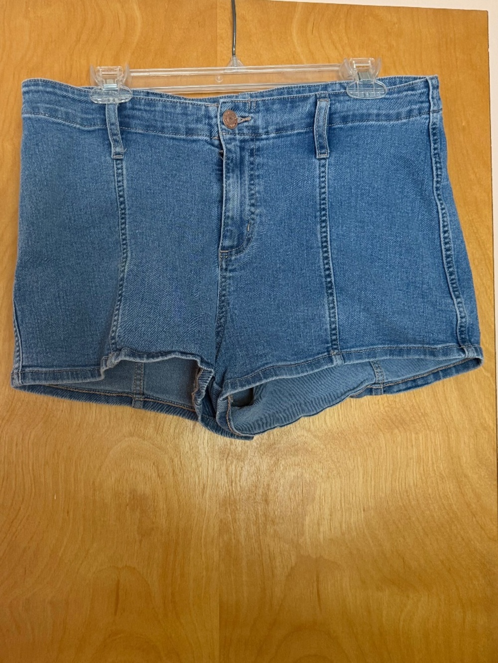 Wild Fable Super High Rise Jeans Shorts, Size 12